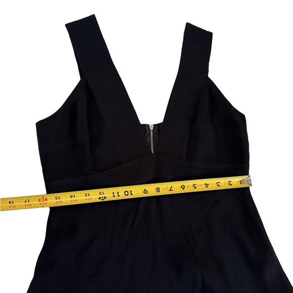 Trouvé Black V-neck Plunging Neckline Back Zipper Top Size M - Picture 15 of 17